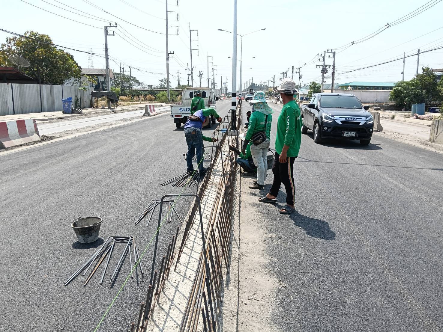 งานผูกเหล็ก Barrier