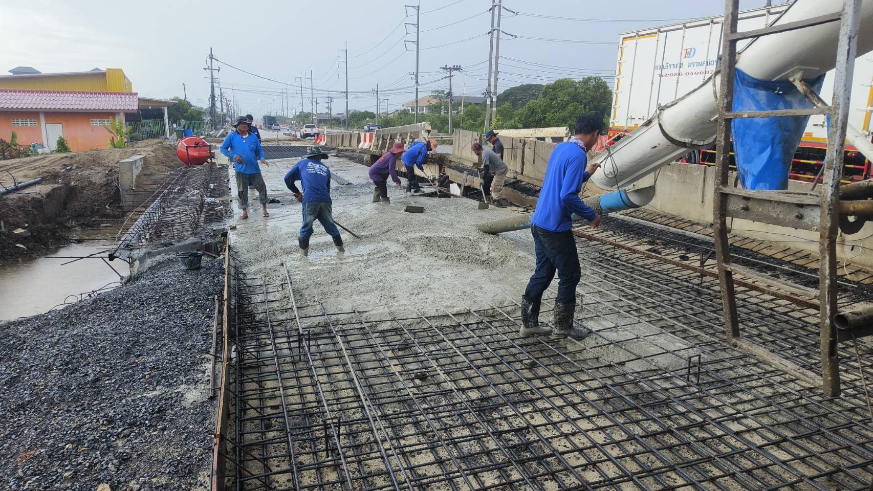 งานเทคอนกรีต Approach Slab